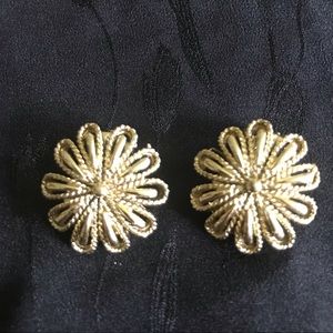 Vintage Gold Toned Clip On Earrings
